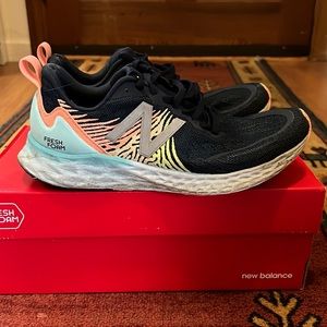 7.5 New Balance Fresh Foam Tempo road running shoes